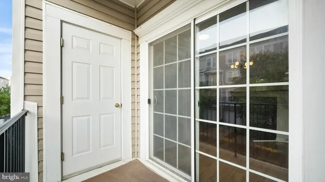 $347,900 | 5504 Capital Gateway Drive, Unit 415, Suitland, MD 20746