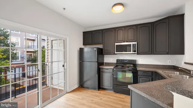 $347,900 | 5504 Capital Gateway Drive, Unit 415, Suitland, MD 20746