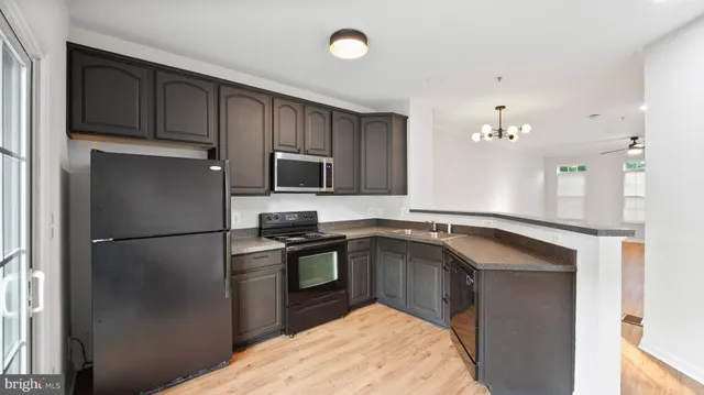 $347,900 | 5504 Capital Gateway Drive, Unit 415, Suitland, MD 20746