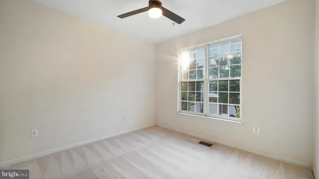 $347,900 | 5504 Capital Gateway Drive, Unit 415, Suitland, MD 20746