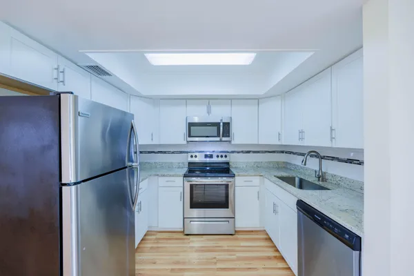$1,900 | 4708 Oak Terrace Drive, Greenacres, FL 33463