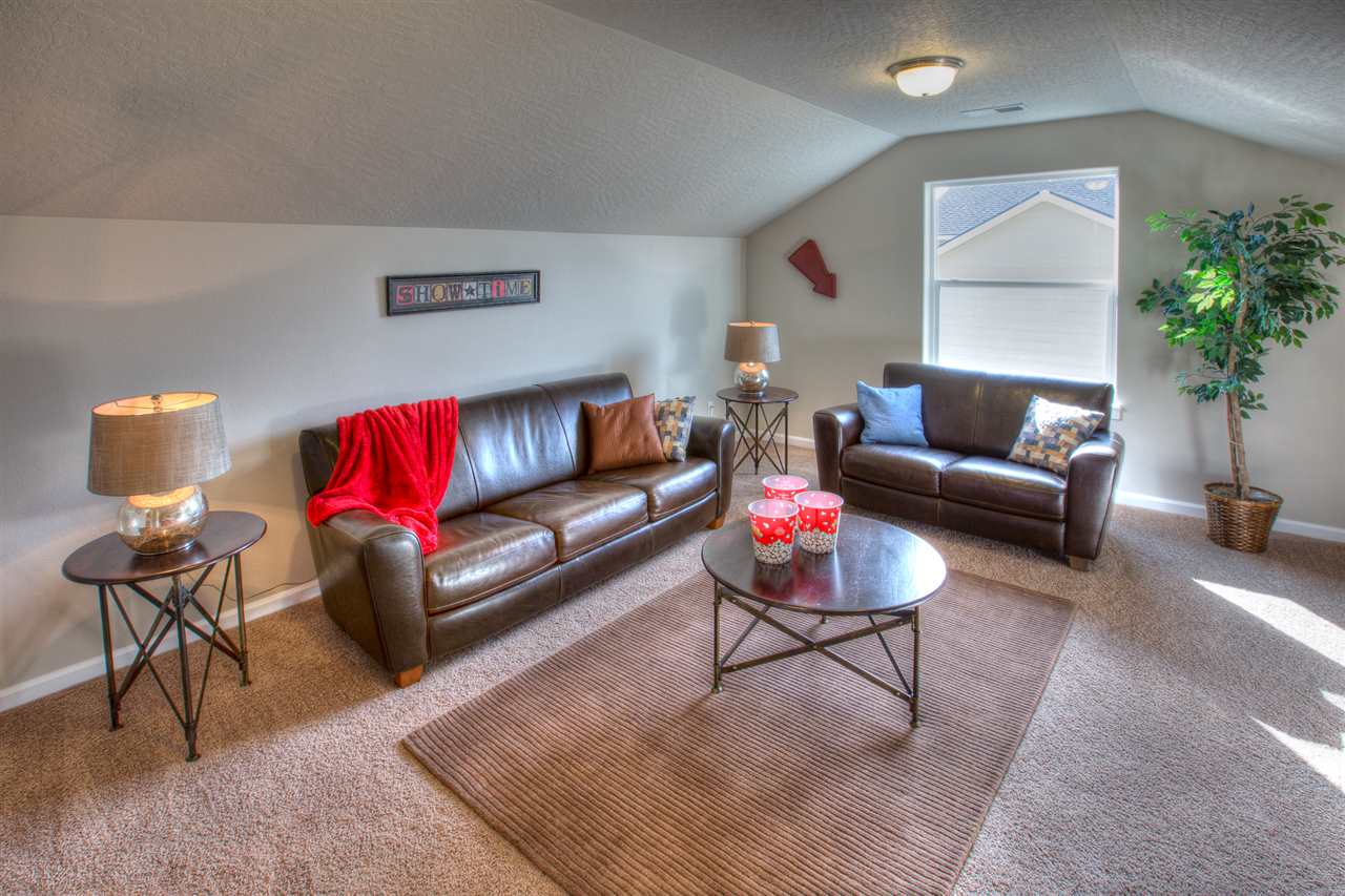 1012 East Colbert Road Colbert, WA 99005 - Photo 14 of 16