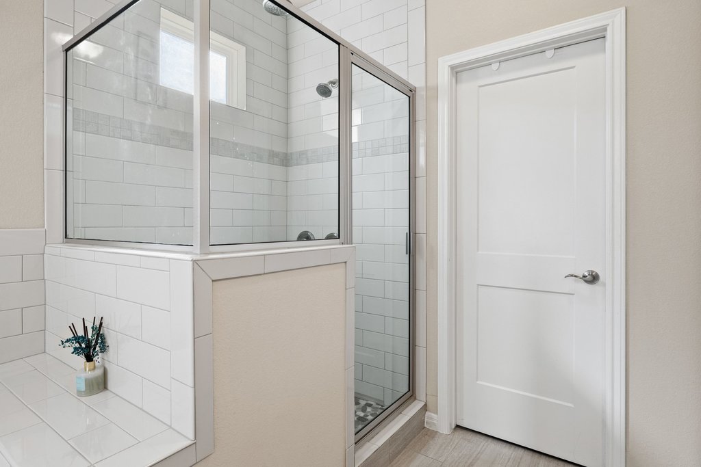 1720 Prather Street Taylor, TX 76574 - Photo 20 of 34 a bathroom with a shower