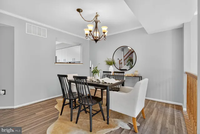 $495,000 | 7638 Oldfield Lane, Ellicott City, MD 21043