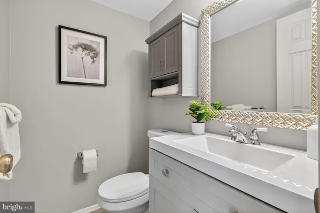 $495,000 | 7638 Oldfield Lane, Ellicott City, MD 21043