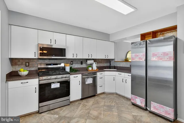 $495,000 | 7638 Oldfield Lane, Ellicott City, MD 21043