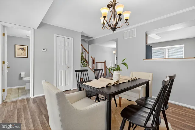 $495,000 | 7638 Oldfield Lane, Ellicott City, MD 21043