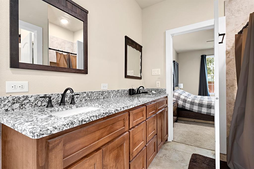 540 East Main Street Pilot Point, TX 76258 - Photo 23 of 28