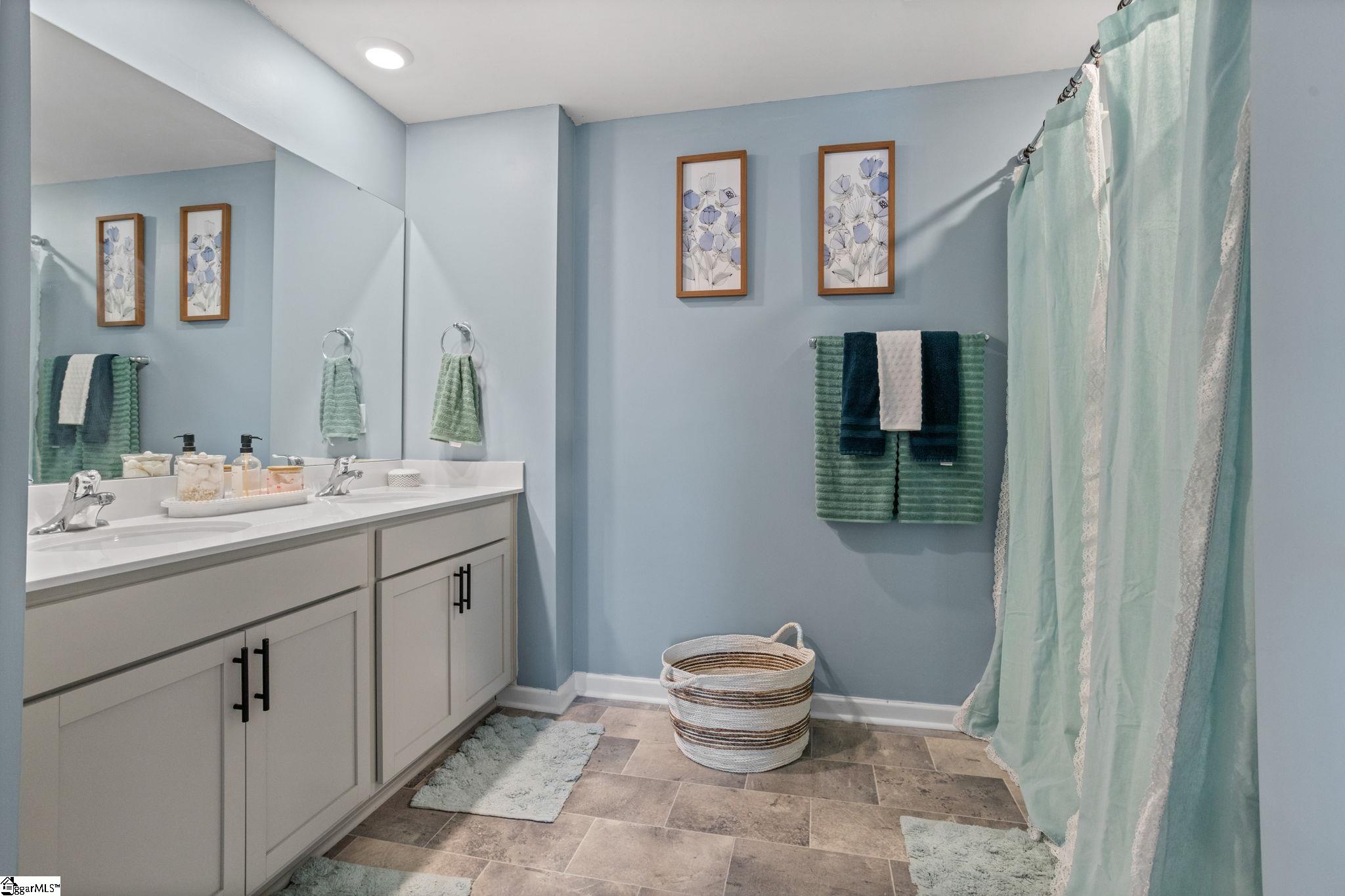 753 Ashwood Way Easley, SC 29640 - Photo 16 of 32