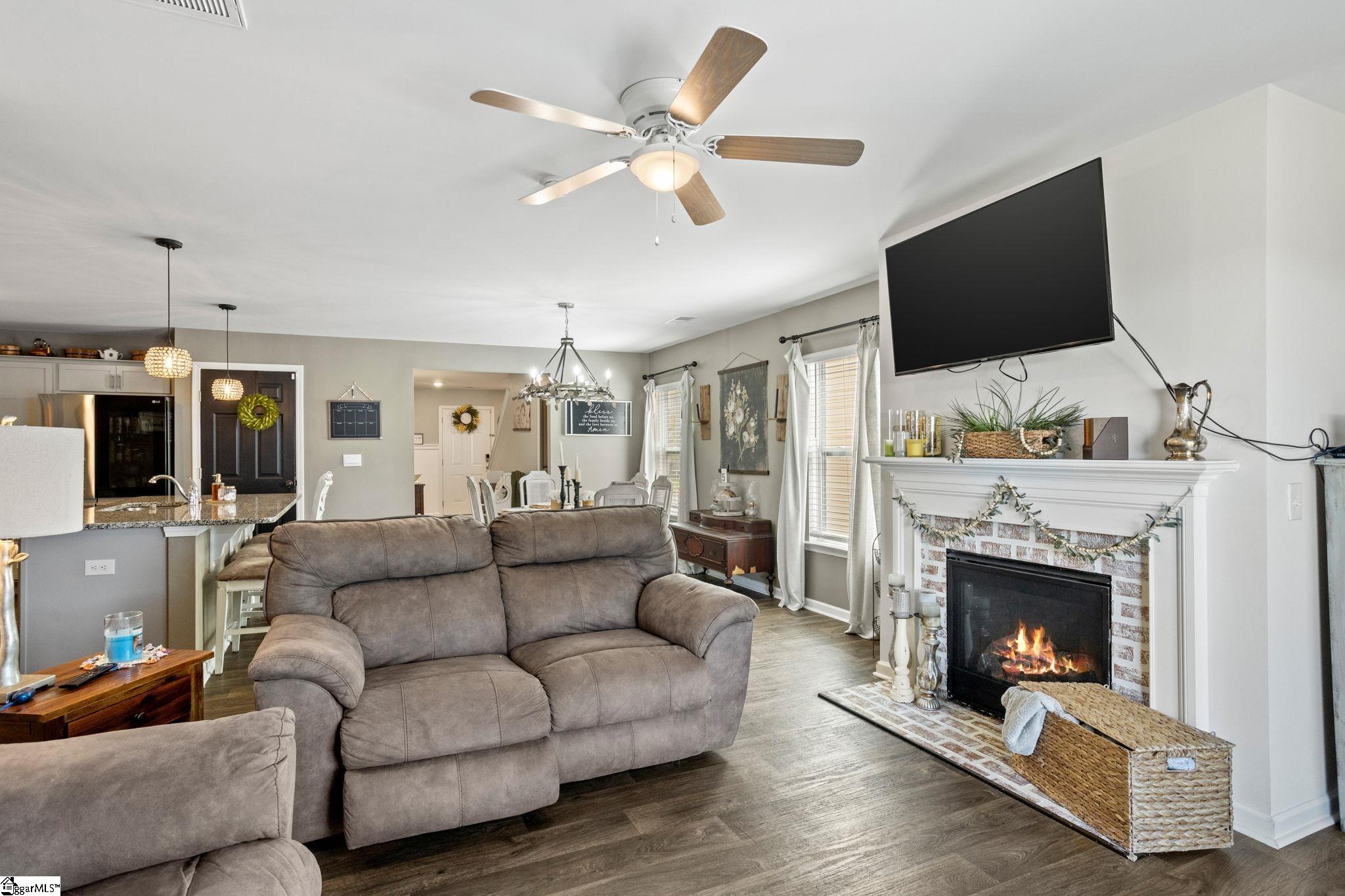 753 Ashwood Way Easley, SC 29640 - Photo 8 of 32