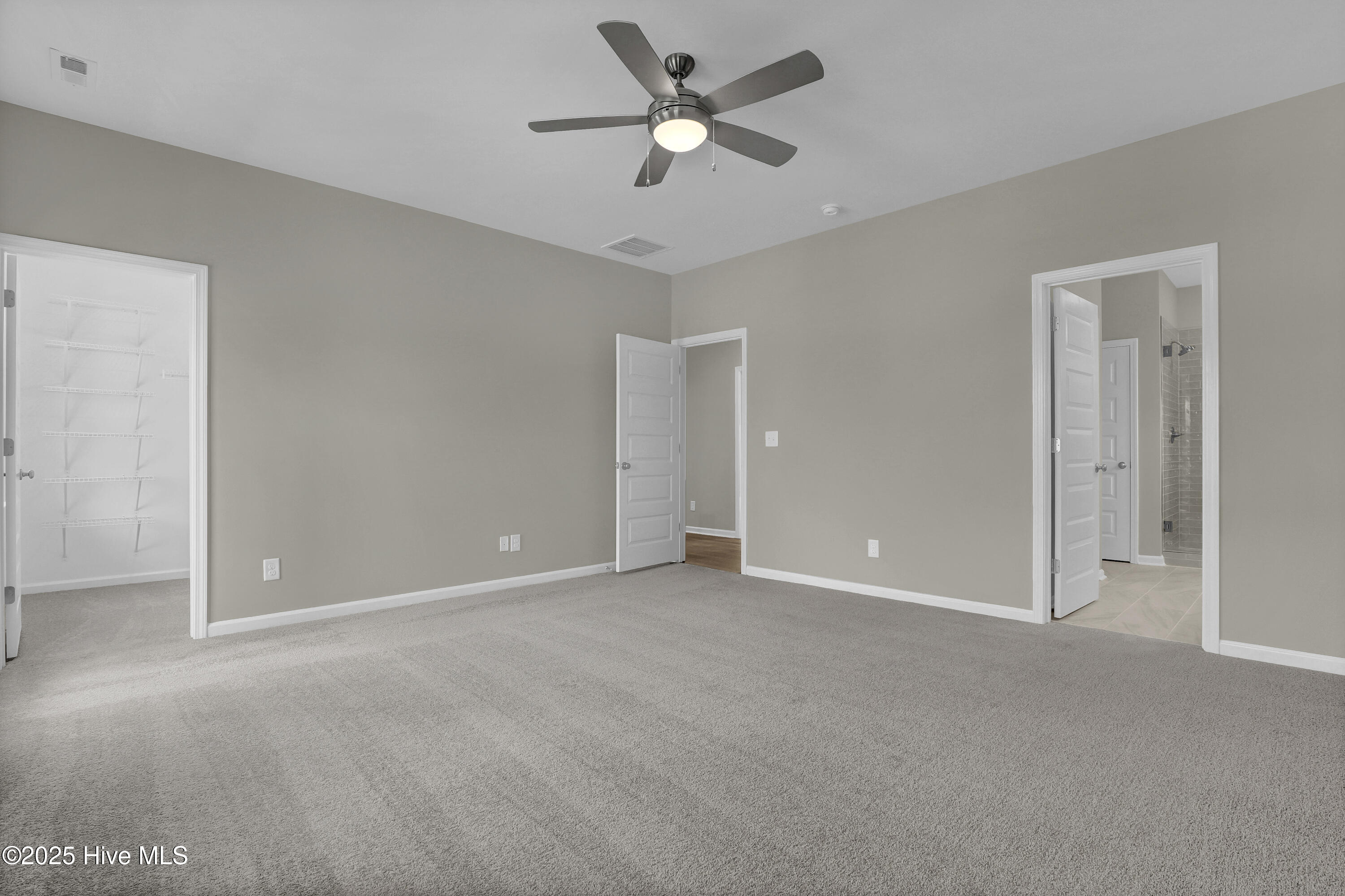 230 Planters Walk Hampstead, NC 28443 - Photo 22 of 39 Primary Suite 2