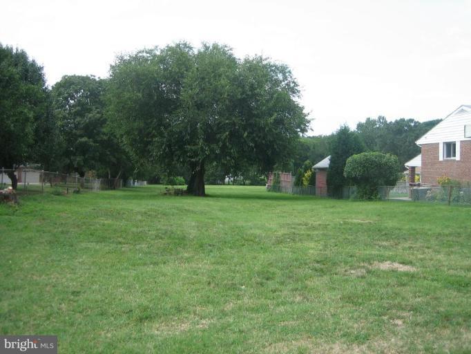 7340 Manchester Road Dundalk, MD 21222 - Photo 2 of 2 a view of garden with trees