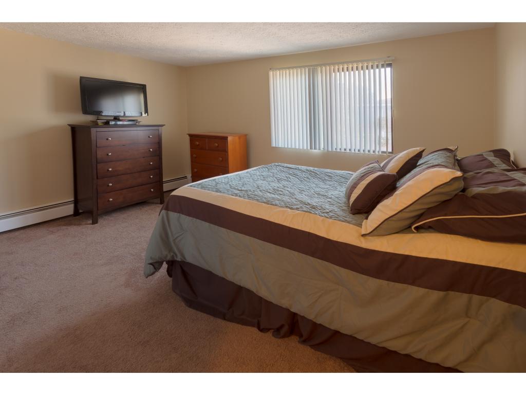 525 Calef Road, Unit 27 Manchester, NH 03103 - Photo 5 of 10