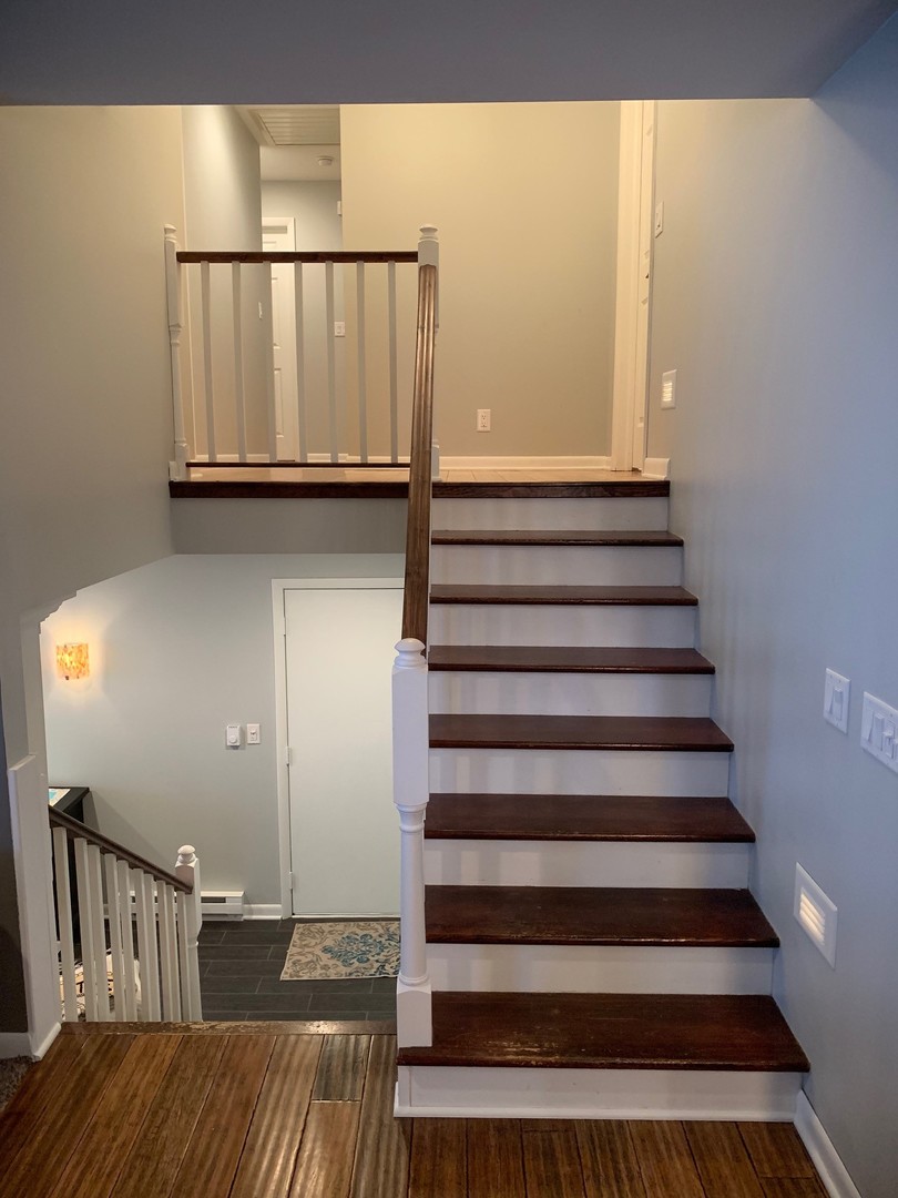 4473 East 250th Road Mendota, IL 61342 - Photo 4 of 15 a view of entryway with wooden floor