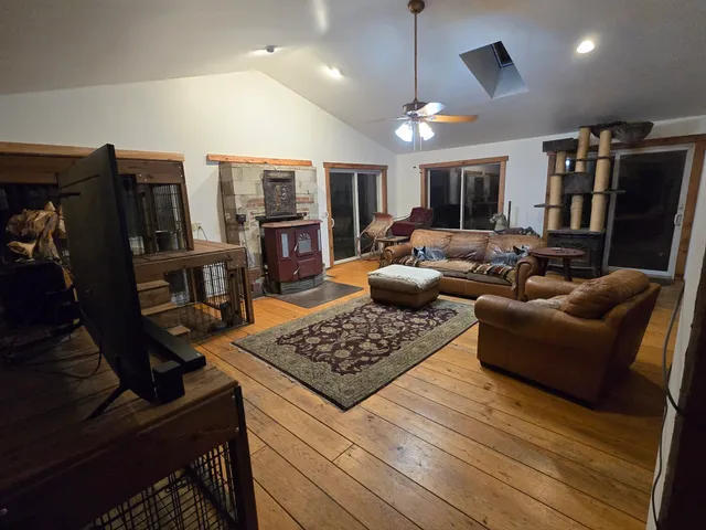 $999,000 | Undisclosed Address, Windham, CT 06256