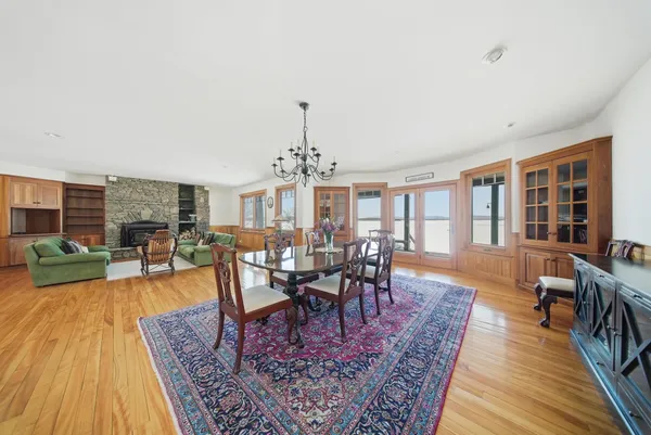 $3,300,000 | 316 South Street, South Hero, VT 05486