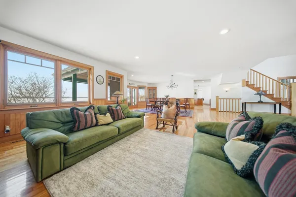 $3,300,000 | 316 South Street, South Hero, VT 05486