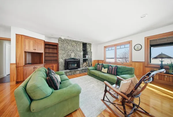 $3,300,000 | 316 South Street, South Hero, VT 05486