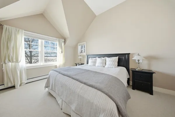 $3,300,000 | 316 South Street, South Hero, VT 05486