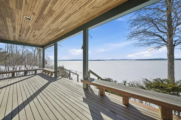 $3,300,000 | 316 South Street, South Hero, VT 05486