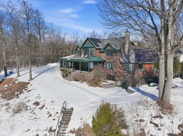 $3,300,000 | 316 South Street, South Hero, VT 05486