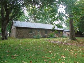 8156 Taunton Road Indianapolis, IN 46260 - Photo 4 of 36 Gallery Image 4