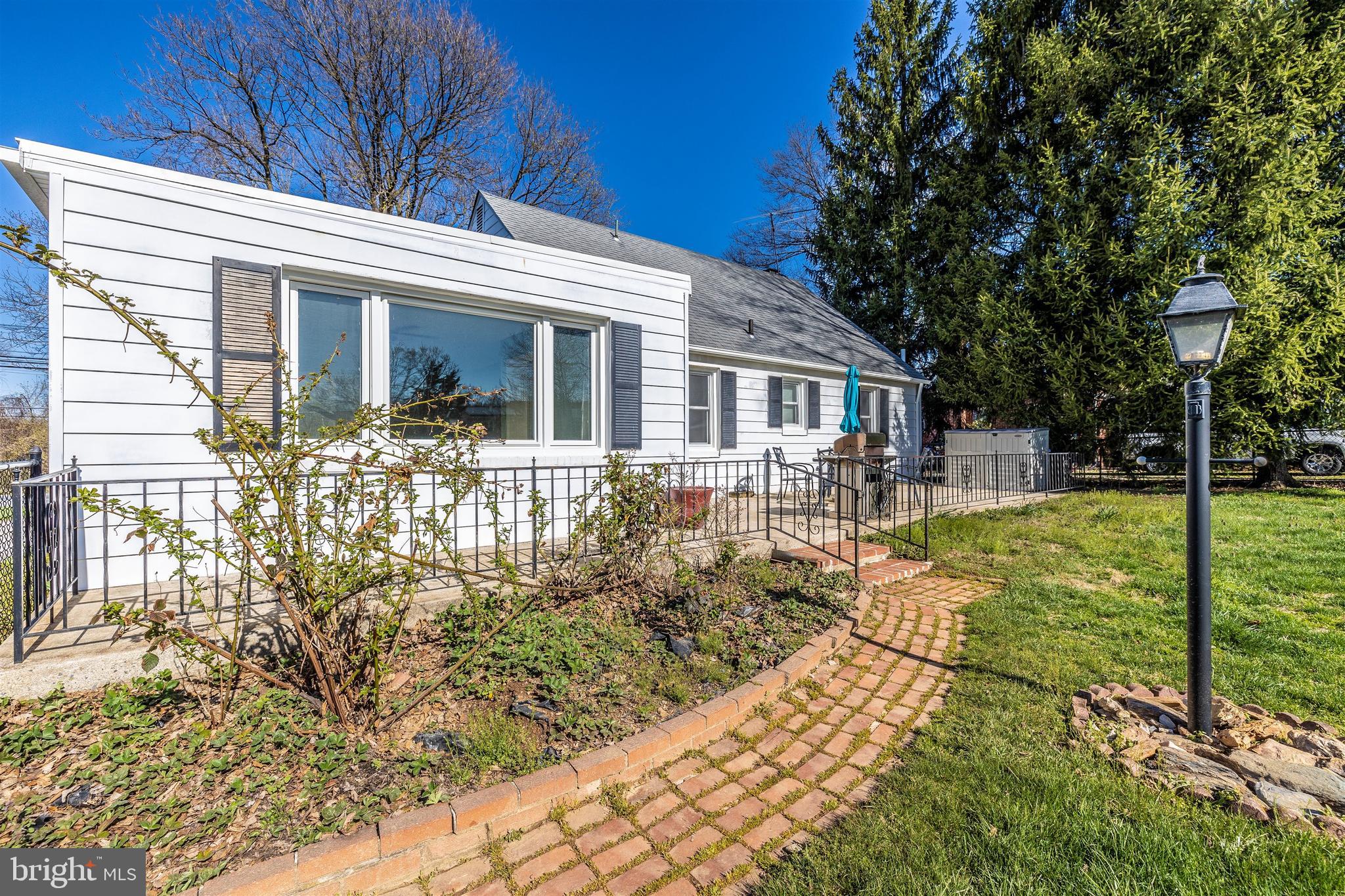 25609 Ridge Road Damascus, MD 20872 - Photo 42 of 45 Gallery Image 42
