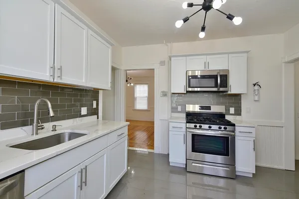 $2,800 | 24 Rector Road, Unit 2, Boston, MA 02126