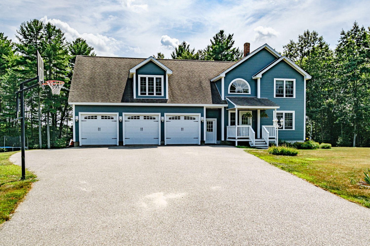 27 Hackmatack Way Gorham, ME 04038 - Photo 4 of 61 20200811mvht-63009