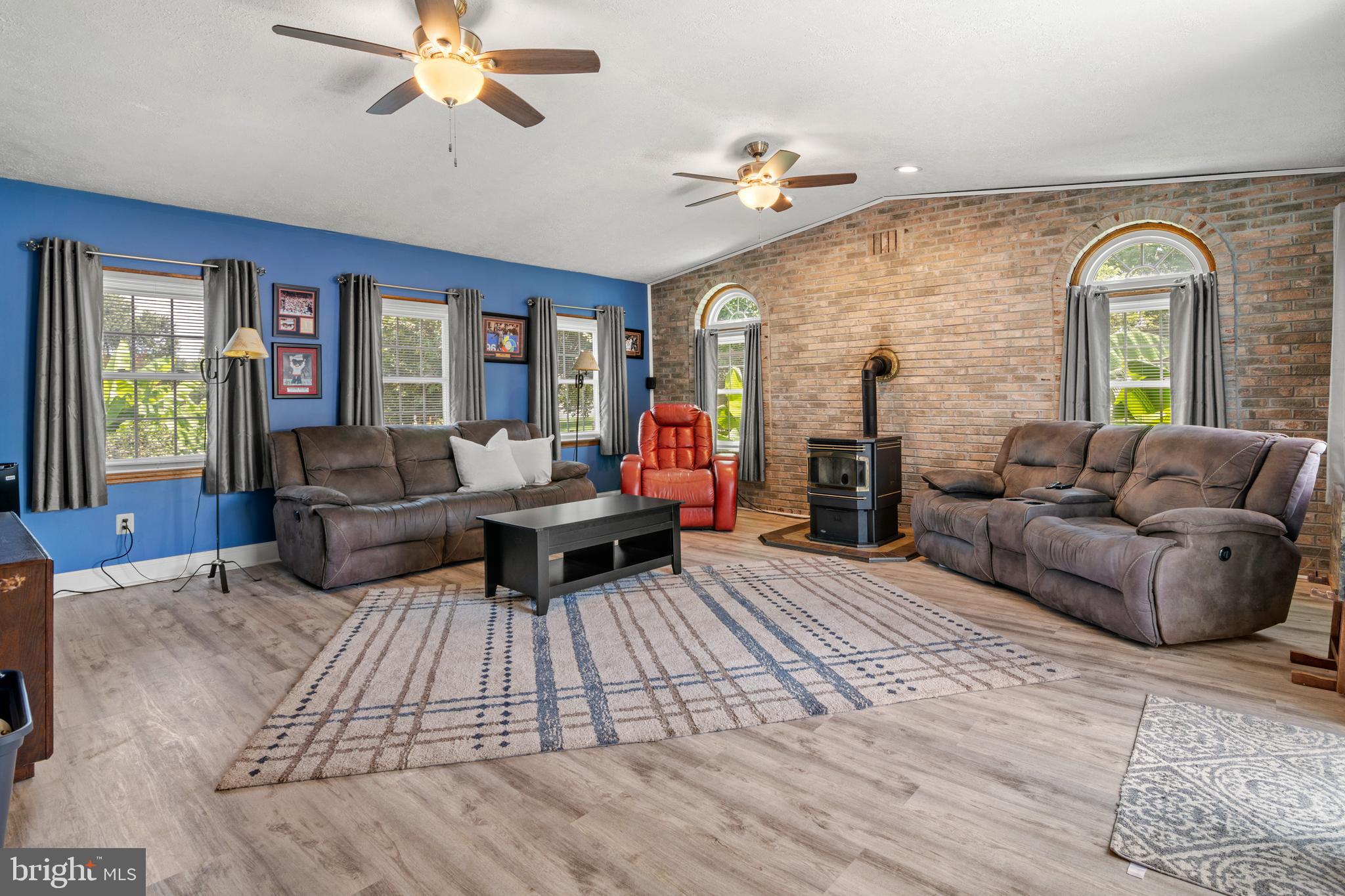 8489 Roberts Road Ellicott City, MD 21043 - Photo 20 of 42 Oversize Den/Bonus Space