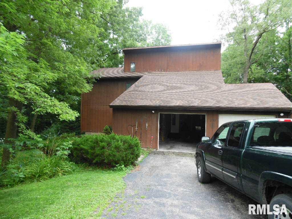 2705 Dunn Road Camanche, IA 52730 - Photo 1 of 15 Gallery Image 1