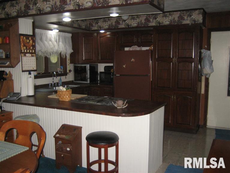 2705 Dunn Road Camanche, IA 52730 - Photo 6 of 15 Gallery Image 6