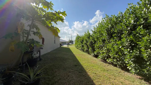 $2,700 | 1117 Southwest Goodman Avenue, Port St. Lucie, FL 34953