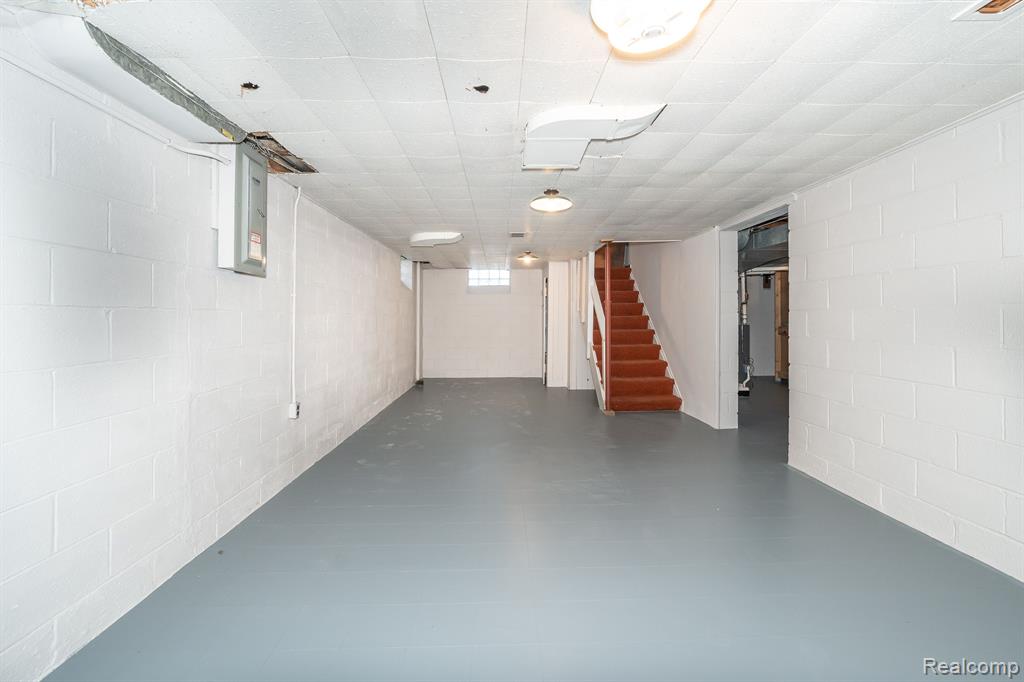 1292 East Maple Road Birmingham, MI 48009 - Photo 19 of 24