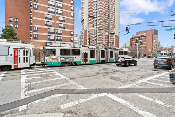 $5,900 | 41 Parker Hill Avenue, Unit 1, Boston, MA 02120