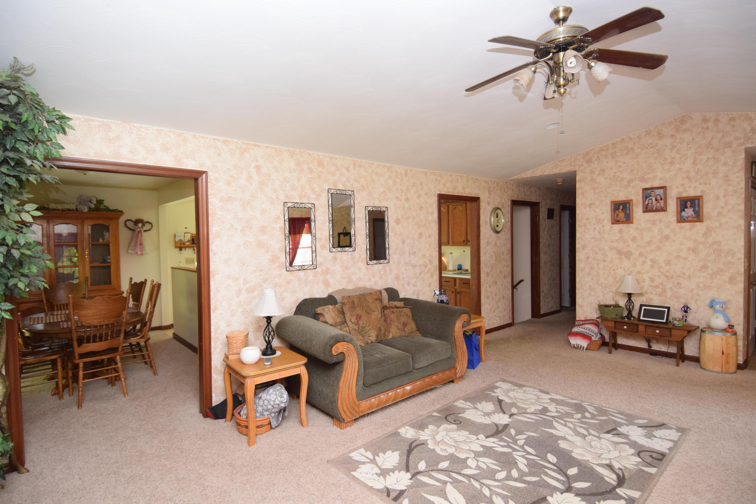 6710 Hopewell Church Road Southwest Lancaster, OH 43130 - Photo 6 of 65 Gallery Image 6