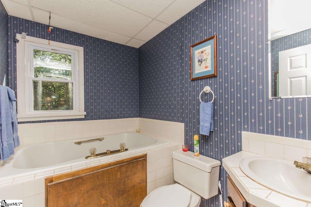 136 Wheeler Street Duncan, SC 29334 - Photo 14 of 30 Gallery Image 14