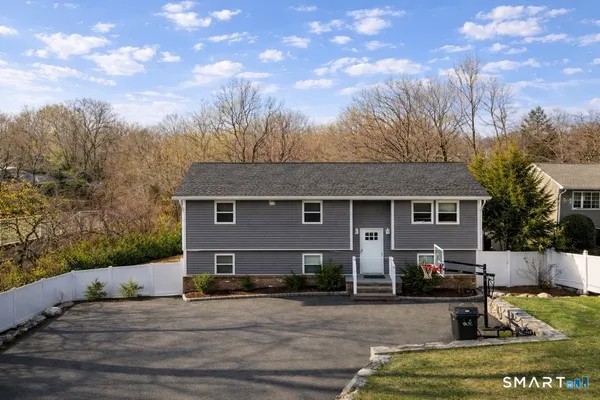 $945,000 | 26 Three Lakes Drive, Stamford, CT 06902