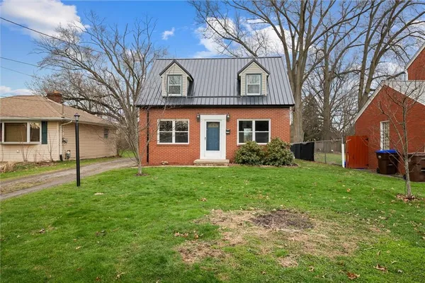 $117,300 | 1908 Haywood Street, Farrell, PA 16121