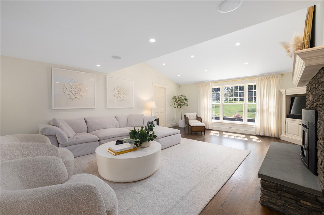 543 Woonsocket Hill Road North Smithfield, RI 02896 - Photo 20 of 50 Gallery Image 20