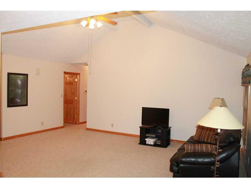 367 Mill Spring Drive Fillmore, IN 46128 - Photo 7 of 21 Gallery Image 7