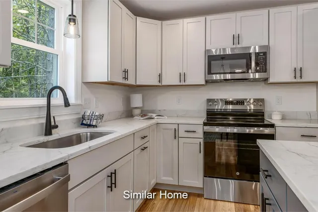 $845,000 | 5 Tranquility Drive, Unit 28, Kennebunk, ME 04043