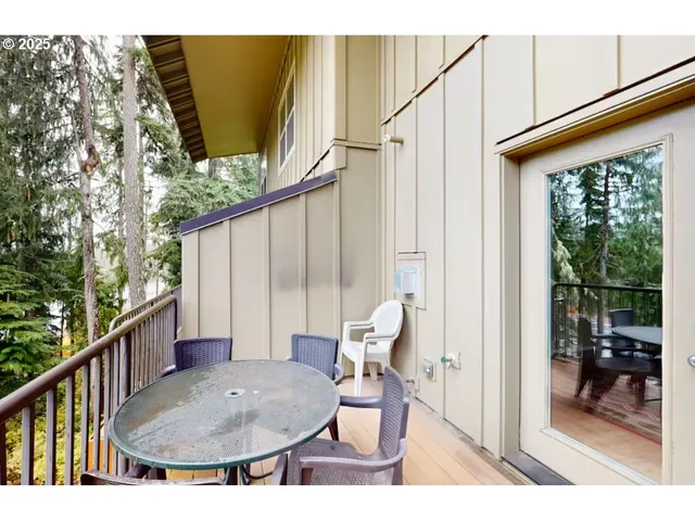 $709,900 | 88090 East Outback Way, Unit 146, Government Camp, OR 97028