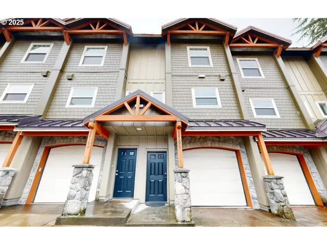 $709,900 | 88090 East Outback Way, Unit 146, Government Camp, OR 97028