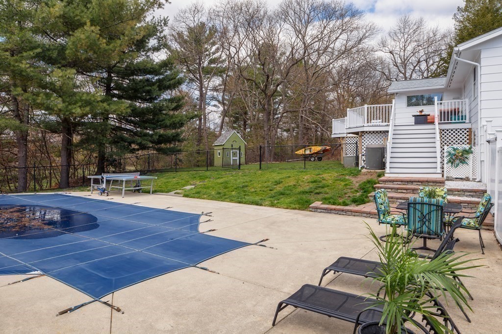 40 Catherine Drive Peabody, MA 01960 - Photo 17 of 31