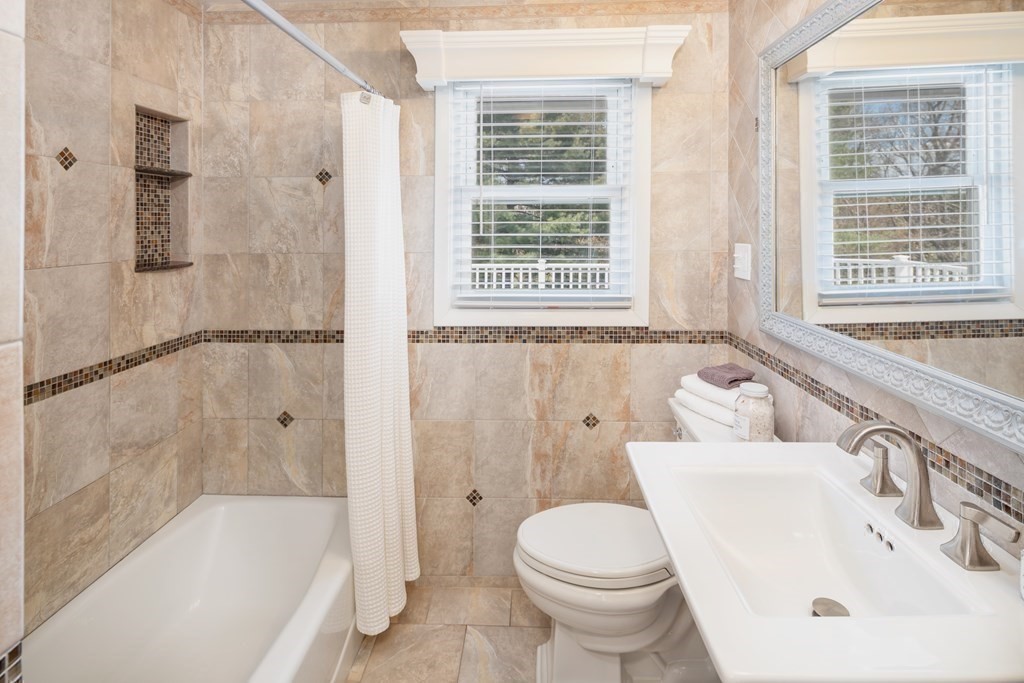 40 Catherine Drive Peabody, MA 01960 - Photo 26 of 31