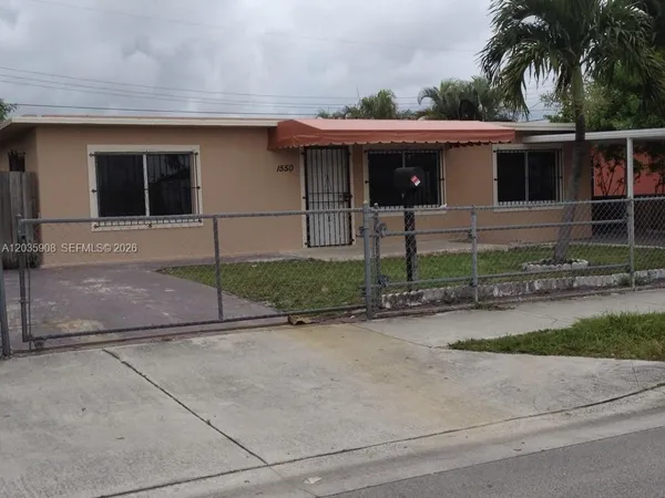 $670,000 | 1550 East 10th Avenue, Hialeah, FL 33010