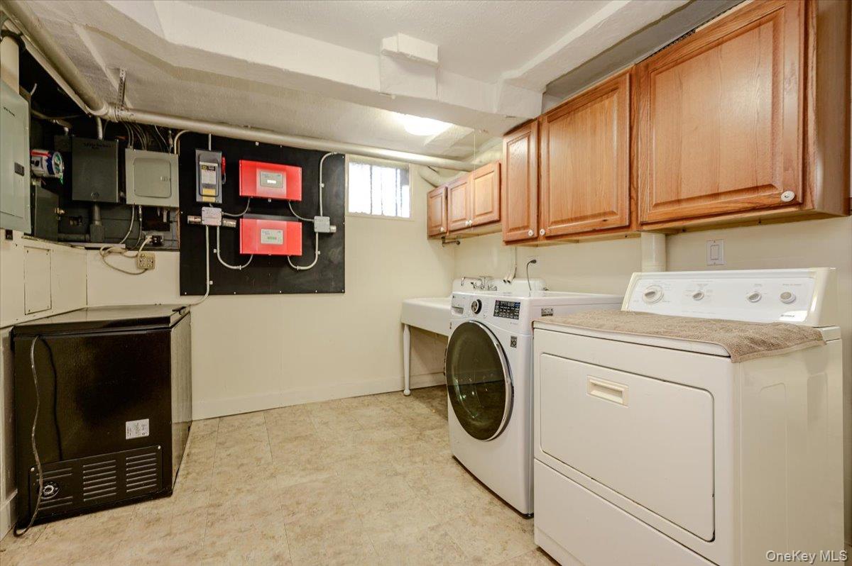 1264 Rhinelander Avenue Bronx, NY 10461 - Photo 37 of 50