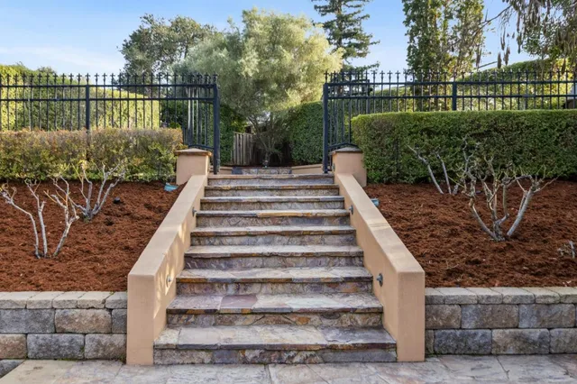 $3,898,000 | 17246 Verdes Robles, Los Gatos, CA 95030