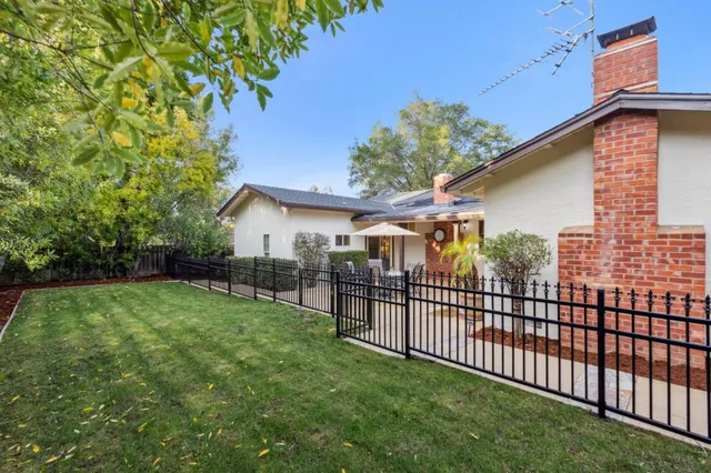 $3,898,000 | 17246 Verdes Robles, Los Gatos, CA 95030